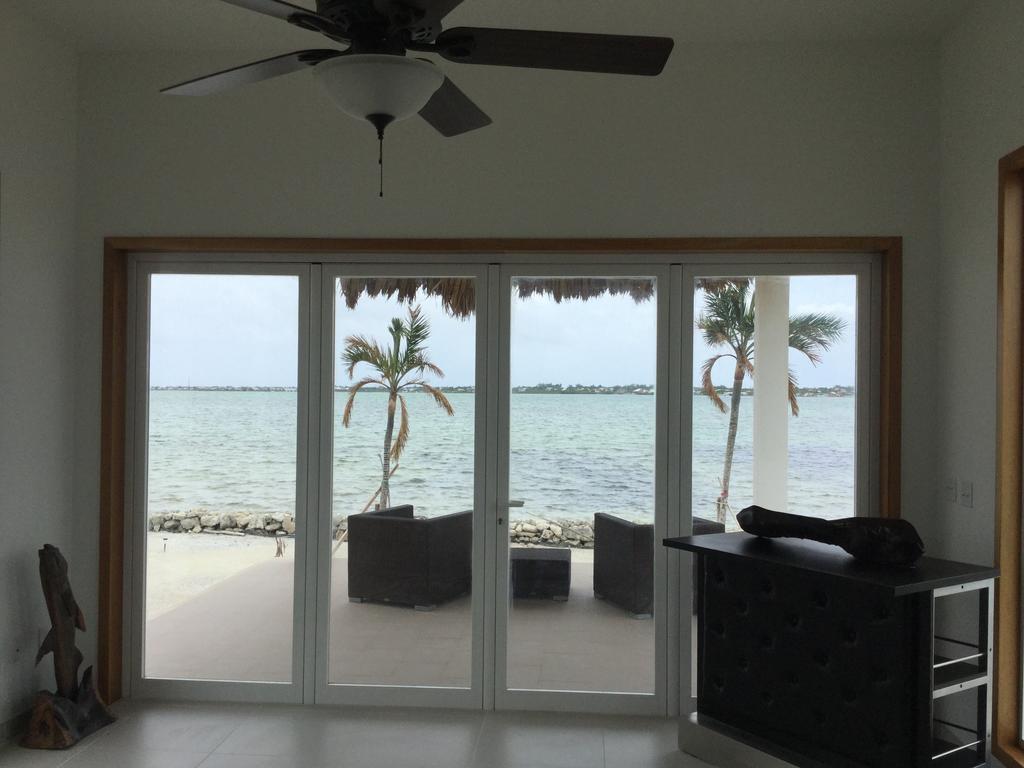 Mayan Islands Resort: Luxury Villas San Pedro  Extérieur photo
